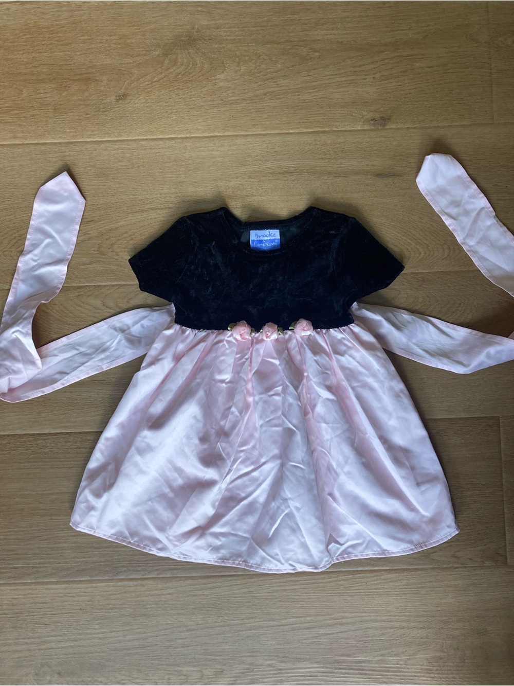 Vintage Brooke Lindsay Pink and Black Velvet Bodice Formal Dress
